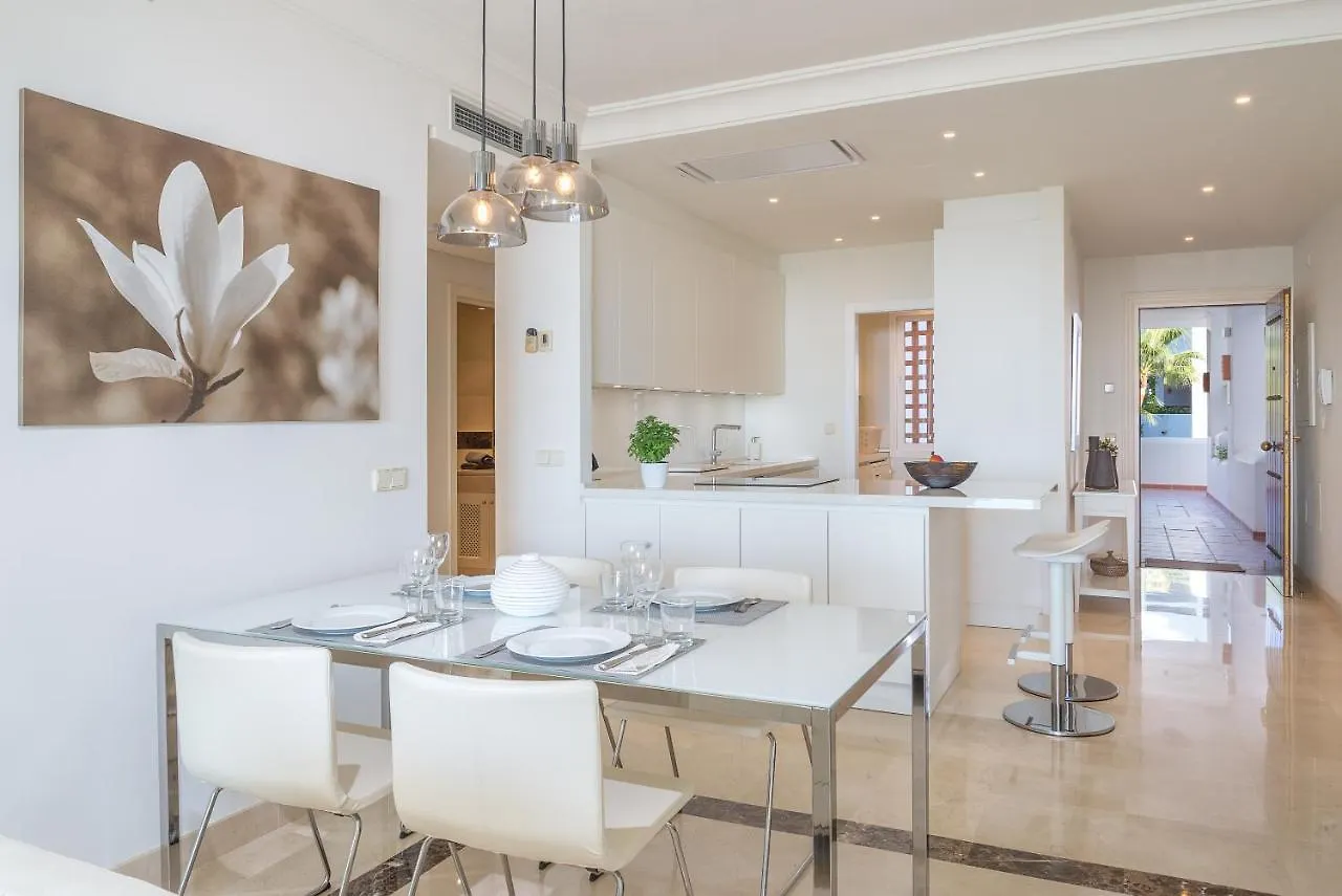 Seaview Flat Benahavis-Marbella Apartment Estepona