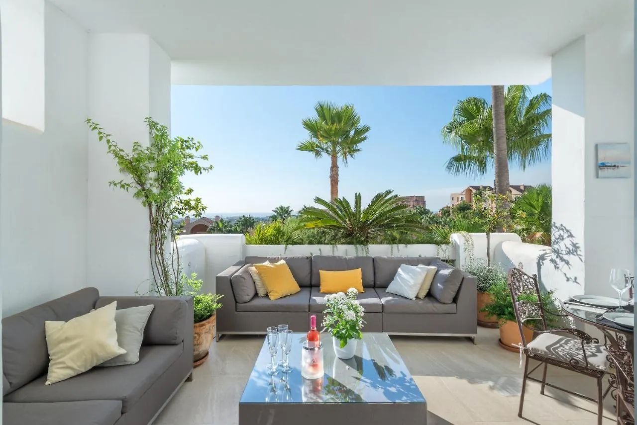 Seaview Flat Benahavis-Marbella Apartment Estepona