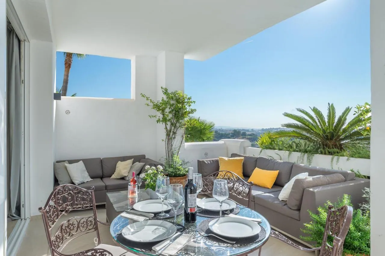 Seaview Flat Benahavis-Marbella Apartment Estepona